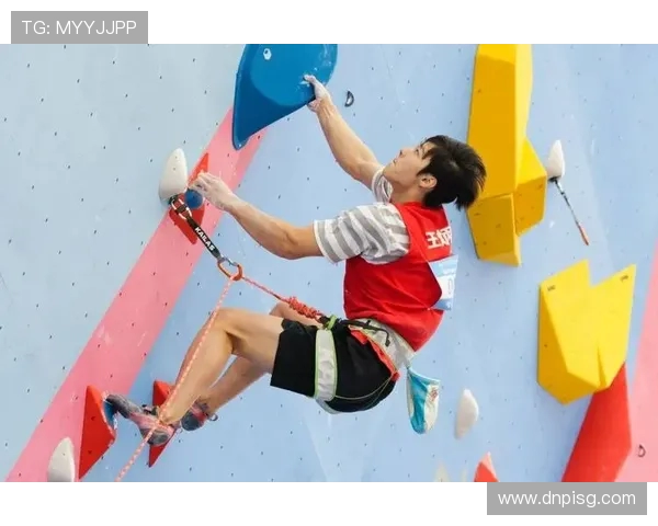 重庆攀岩队勇闯高峰反击革新助力竞技新篇章