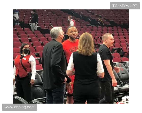 火箭与快船激战正酣12月20日精彩对决引发球迷热议