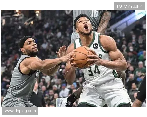 猛龙与雄鹿季后赛精彩对决全场录像回放及精彩瞬间分析