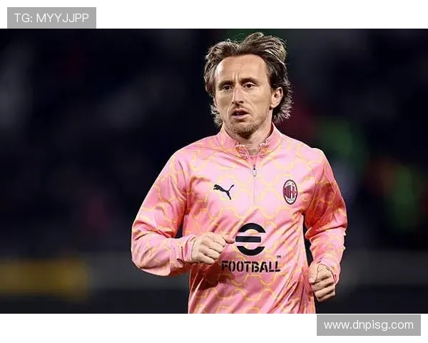 莫德里奇：足球场上的艺术家与战士如何引领球队走向辉煌