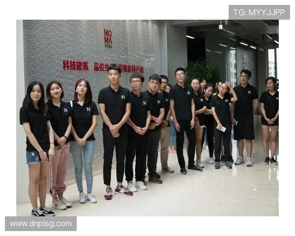 韩硕：从职场新秀到行业领军人物的成长之路与成功秘诀探讨